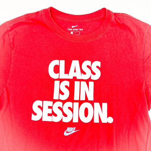 Nike Red Tee Shirt Class Is In Session Short Sleeve White Text Print Size Small - Picture 2 of 3